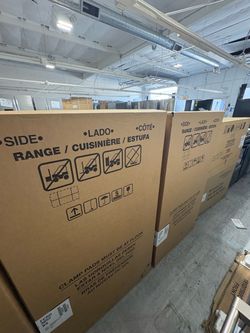 Frigidaire Kitchen Range in Original Box