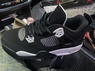 $300 BRAND NEW