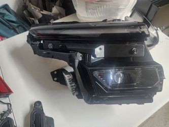 2025 chevy equinox  EV OEM Headlight Assembly