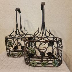 Wrought Iron Leaf Design Two Bottle Wine Holder / Wine Caddy / Wine Basket With Handle