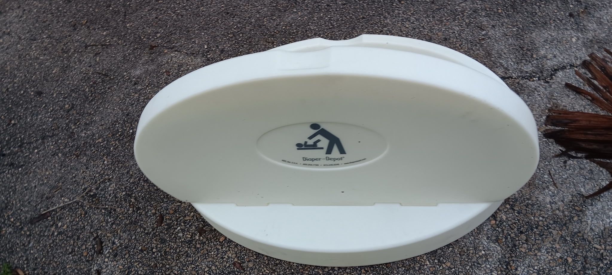 New Diaper - Depot Changing Station