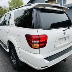 2003 Toyota Sequoia