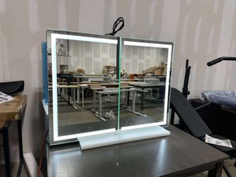 DICTAC Led Lighted Medicine Cabinet with Mirror and Storage Bathroom Wall Cabinet with Mirror and Outlets 31.5''x23.6''