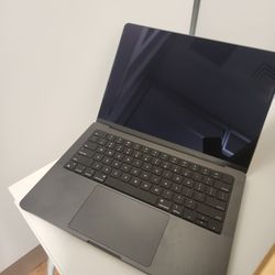 14-inch MacBook Pro - Space Black