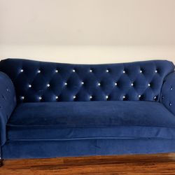 Love Seat And Sofa Blue With Diamonds 