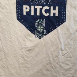 Mariners Stitch n Pitch giveaway shirt