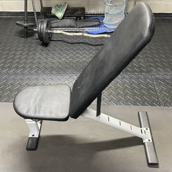 Lightweight Adjustable Weight Bench