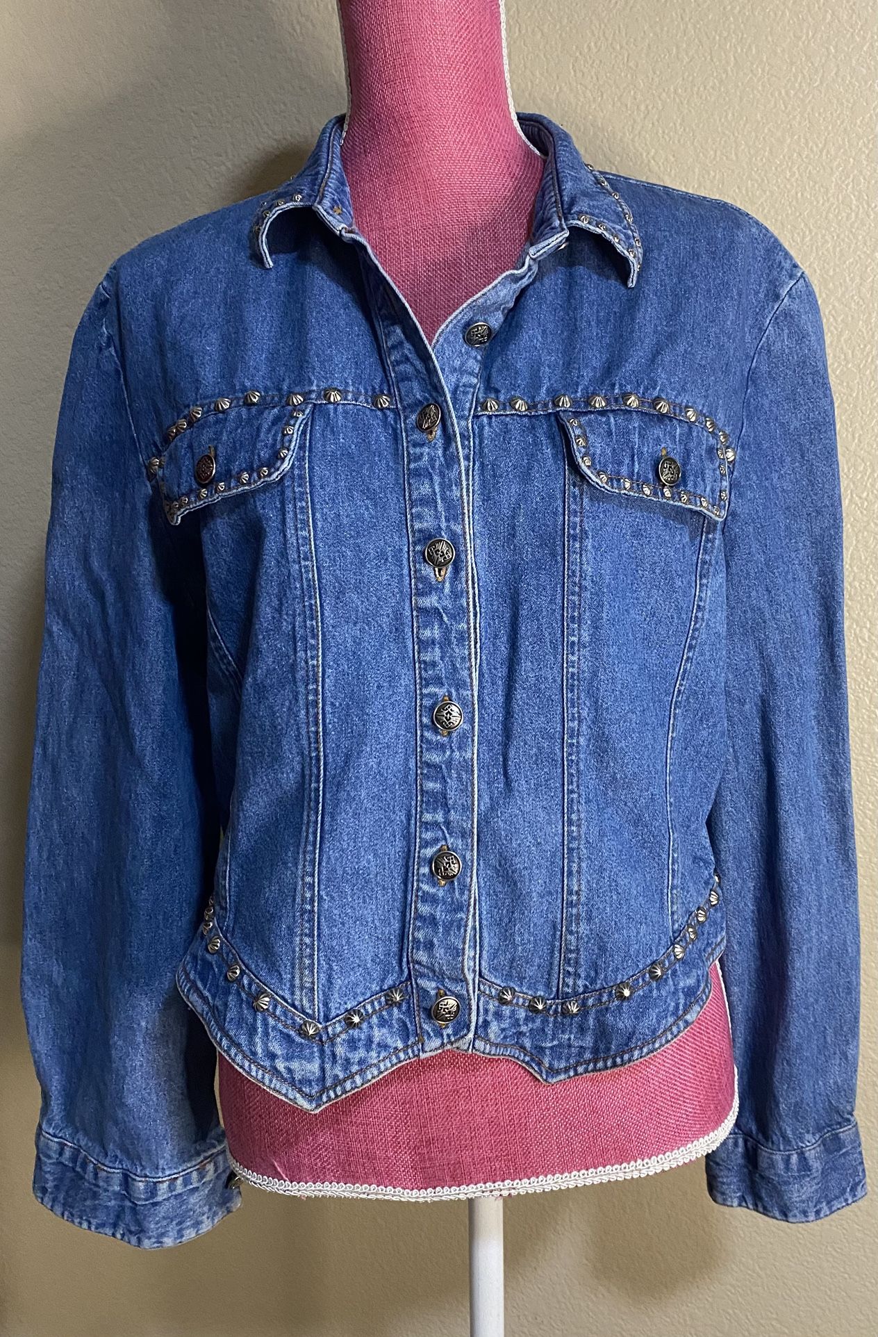 Blue Denim Studded Western Shirt Jacket Women’s Large
