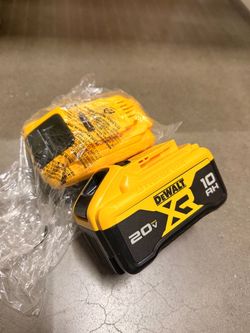 DeWalt XR 20V Max 10Ah Lithium-Ion Battery Pack x2