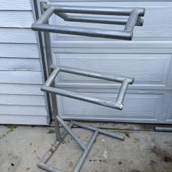 Double Saddle Rack