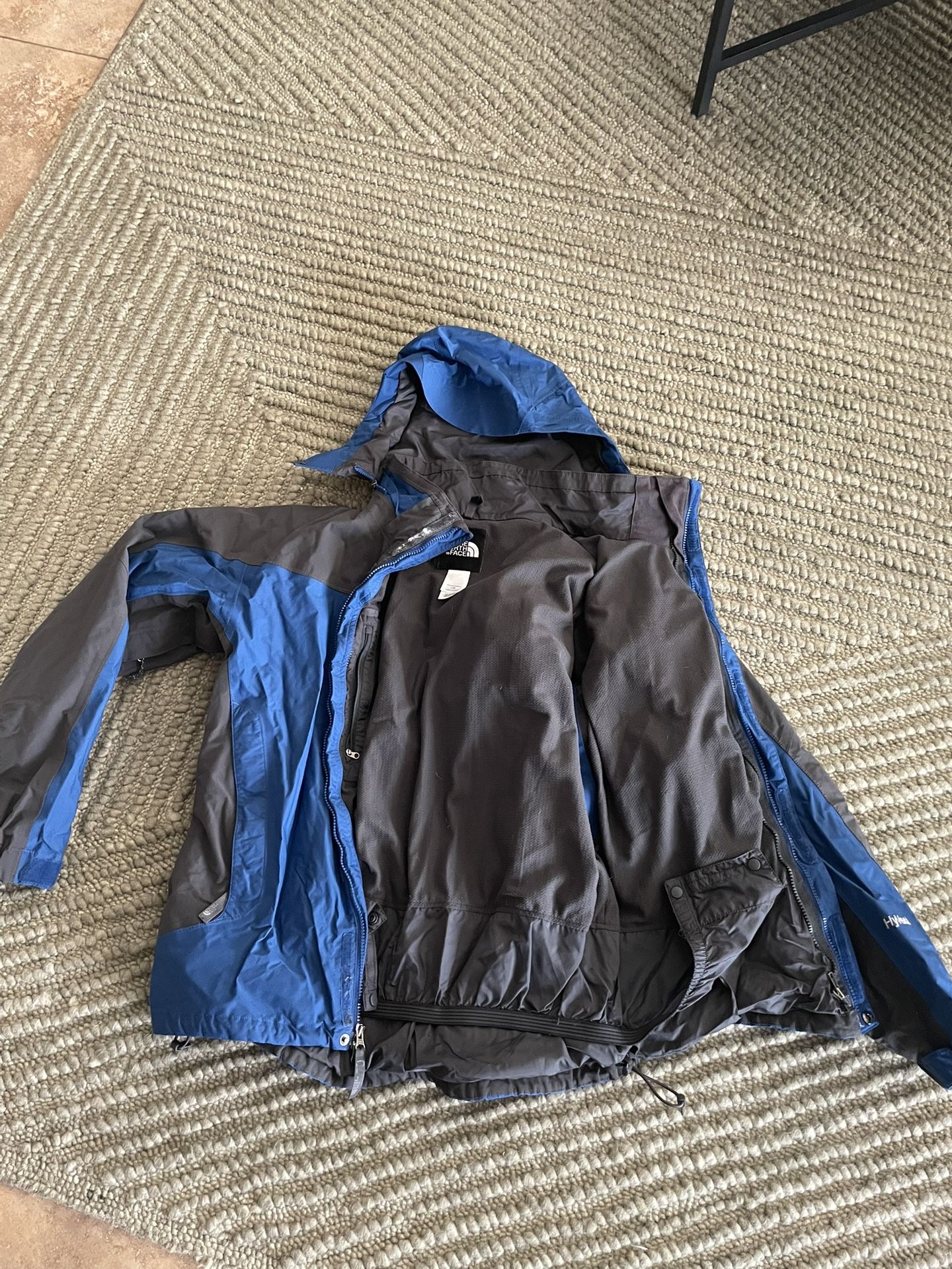 Northface Ski Jacket- Men’s Large