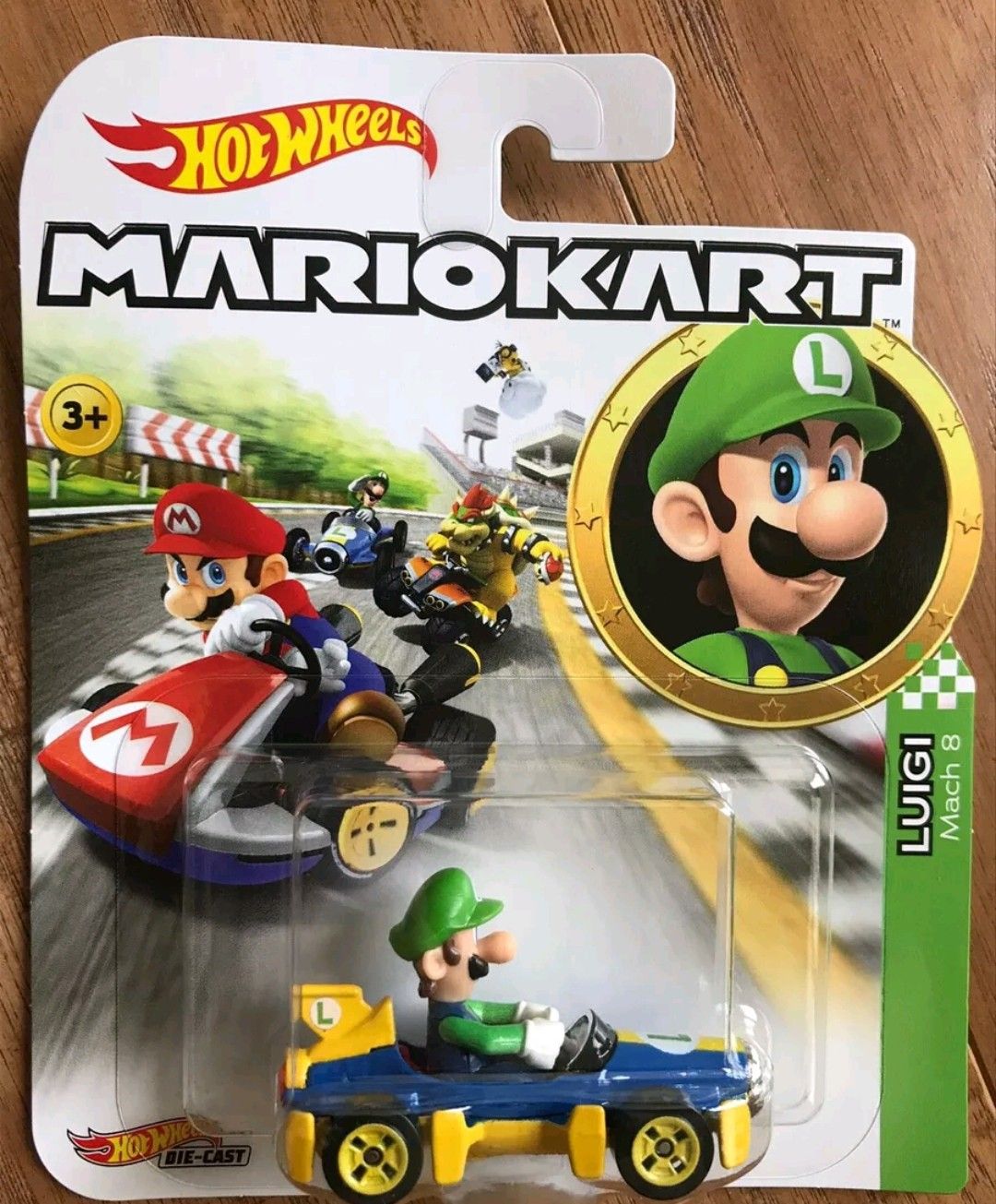 2019 Hot Wheels Nintendo LUIGI MACH 8 Mariokart