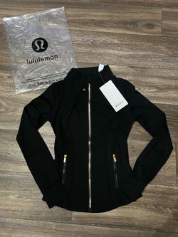 NEW Lululemon Black Zip-Up Jacket with Tags Size 2