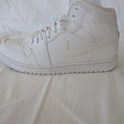 Air Jordan 1 Mid White