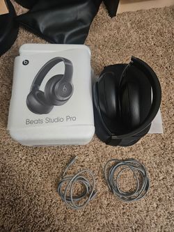 Beats Studio Pro Headphones Black