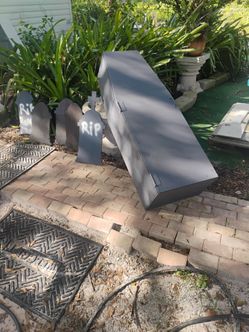 Halloween art coffin ⚰️🥀 and grave 🪦 stones