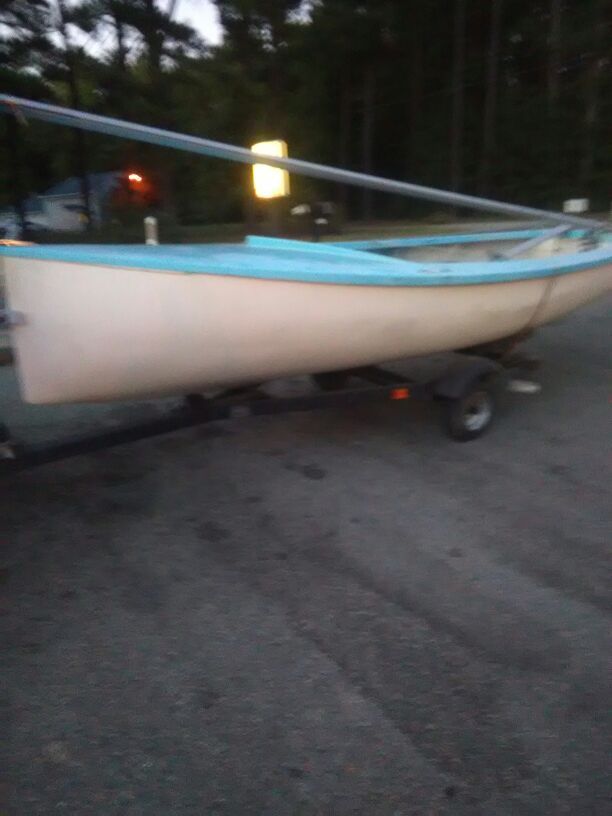 15' Albacore Sailboat w/trailer