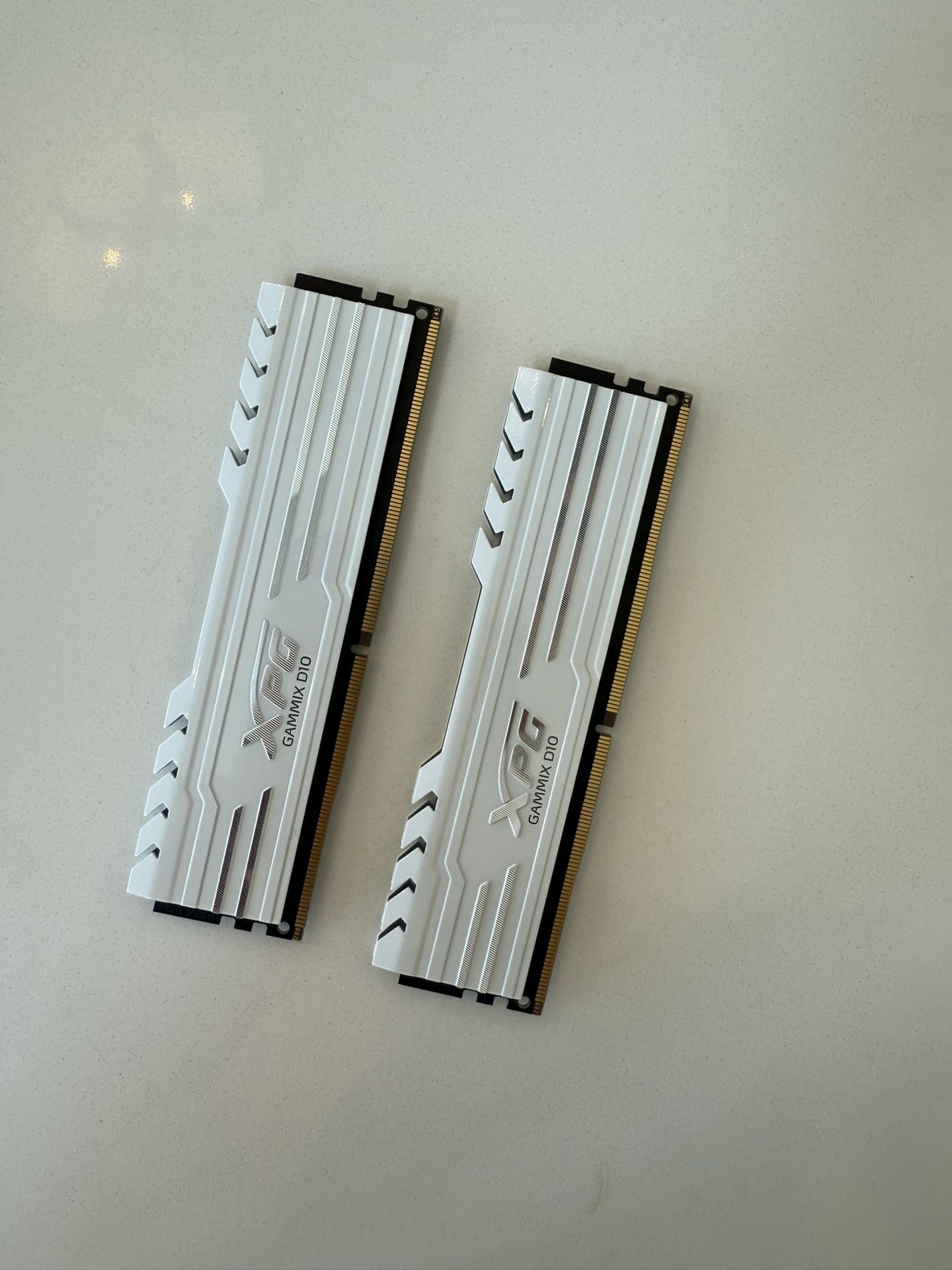 XPG GAMMIX D10 16GB (2x8GB) DDR4 3000MHz RAM - CL16 - Dual Channel Ready
