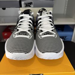 Nike LeBron Witness 7 Basketball Shoes White/Black DM1123-100 Men’s Size 11.5
