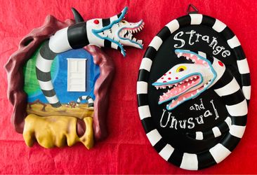 2x Resin Beetlejuice Sandworm Decorations Halloween Tim Burton 10” & 8.5” Heavy Pieces Officially Licensed Warner Bros (Price Is FIRM)