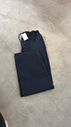 Clyque Kira pant navy new with tags