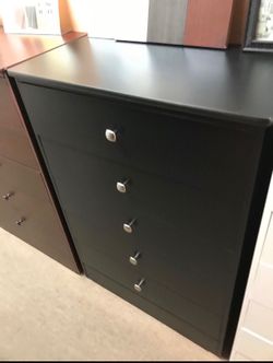 Fig drawers dresser