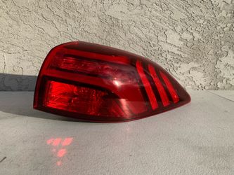 Hyundai Tucson Right Passenger Tail Light