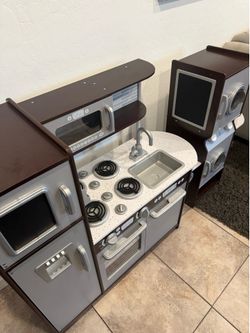 Kidkraft wooden kitchen