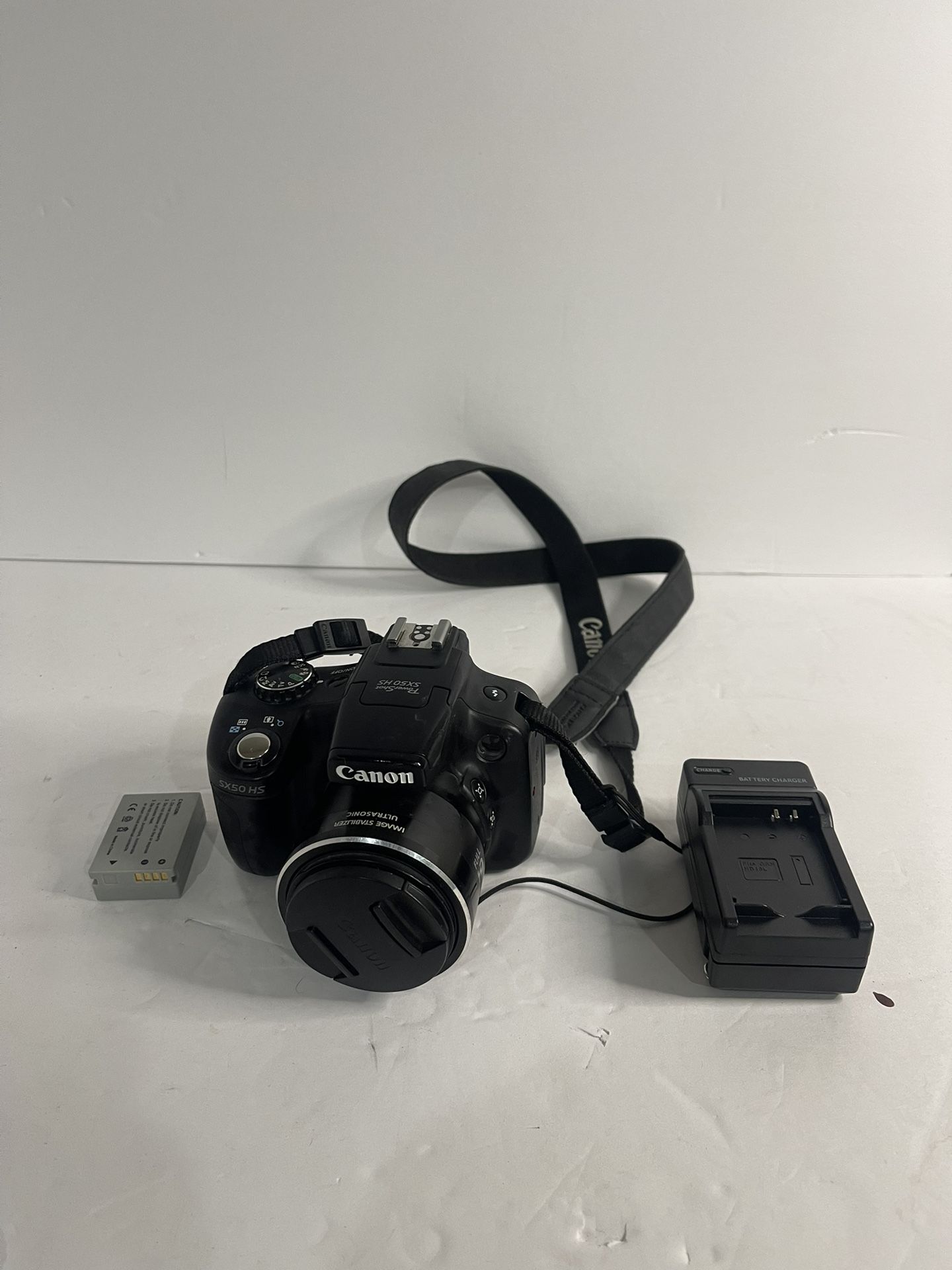 CANON PowerShot SX50 HS Digital Camera - 12.1MP / 50x - READ DESCRIPTION
