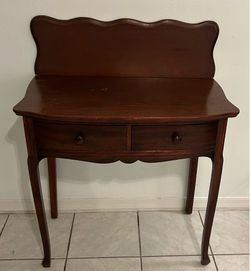 Wooden Vanity 20”x33”x41”