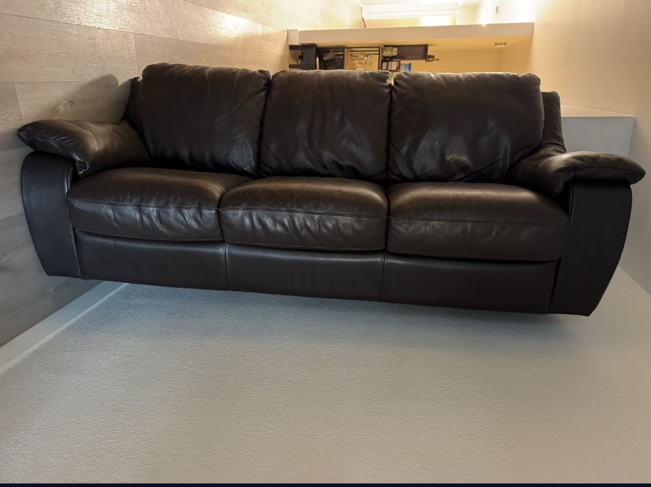 BROWN LEATHER COUCH