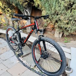 Giant Talon Mountain Bike 27.5 Medium 