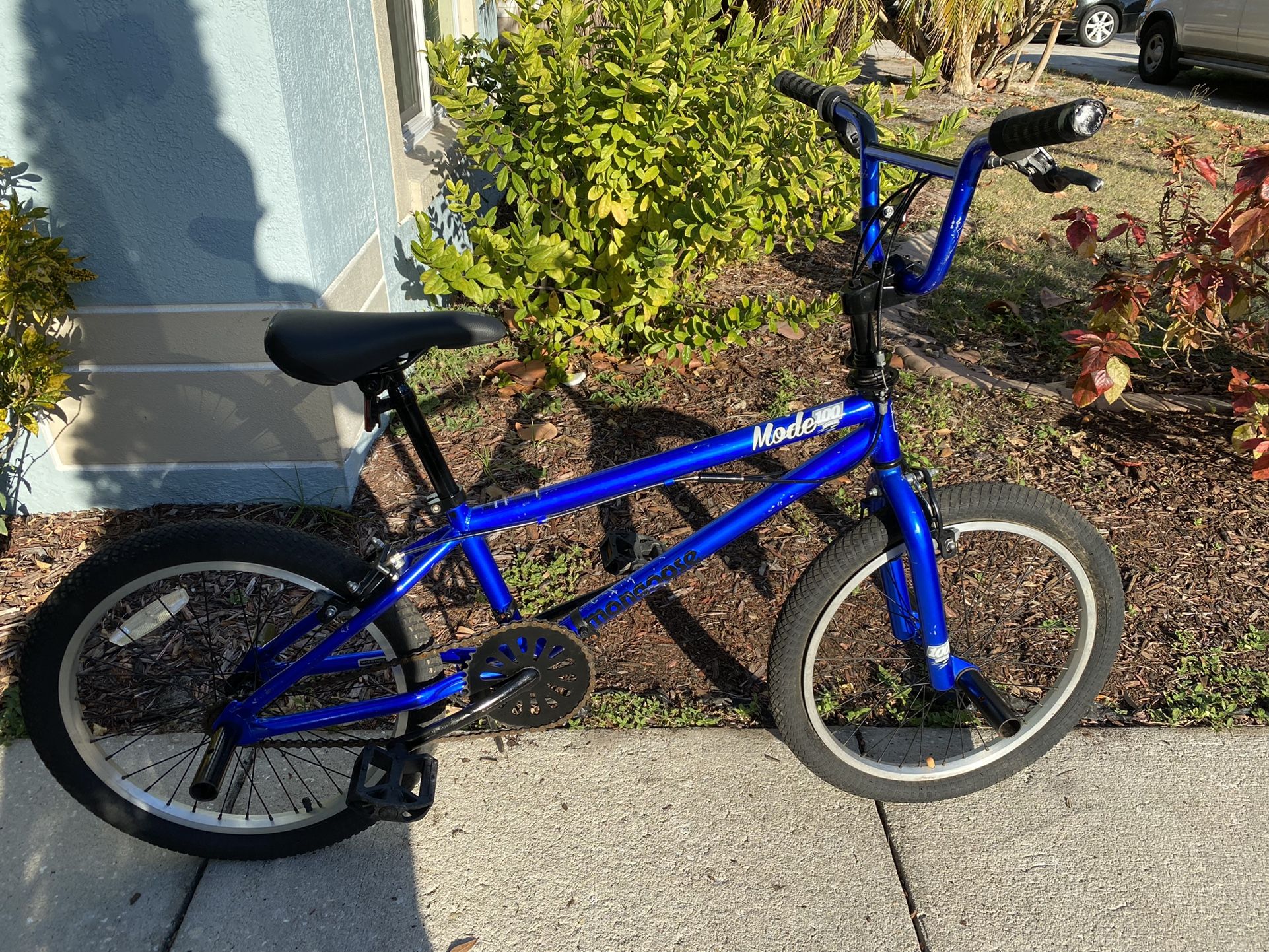 Mongoose Mode 100 BMX Bike