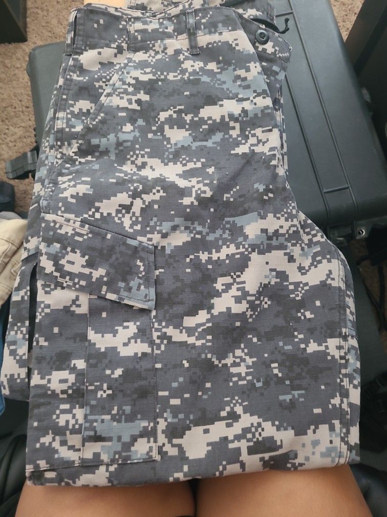 Camo Pants (Propper)