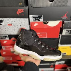 Jordan Jubilee 11s size 10.5 VNDS 