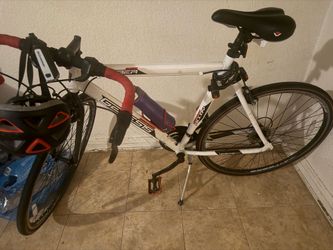 Genesis Saber 700 Road/Hybrid Bike