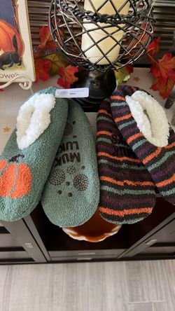 Muk Luks Slipper Socks – 2 Pairs