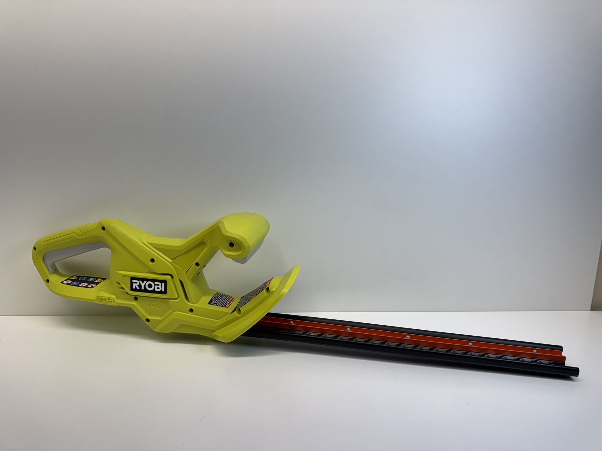 New!! Ryobi ONE+ 18V 18 in. Cordless Battery Hedge Trimmer
