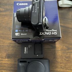 Canon powershot sx740 HS