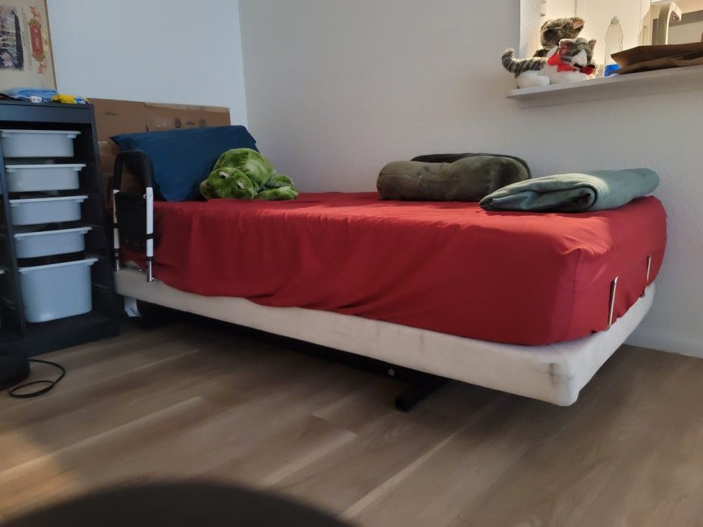 Transfer Master Twin Adjustable Bed