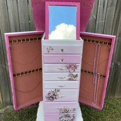 Super Beautiful Jewelry Box 