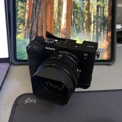 Sony A7cii W/ 24mm 2.8G Lens And Accessories