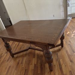 Dinning table for sale