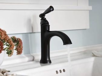 MOEN
Banbury Single Handle Single Hole Bathroom Faucet in Matte Black