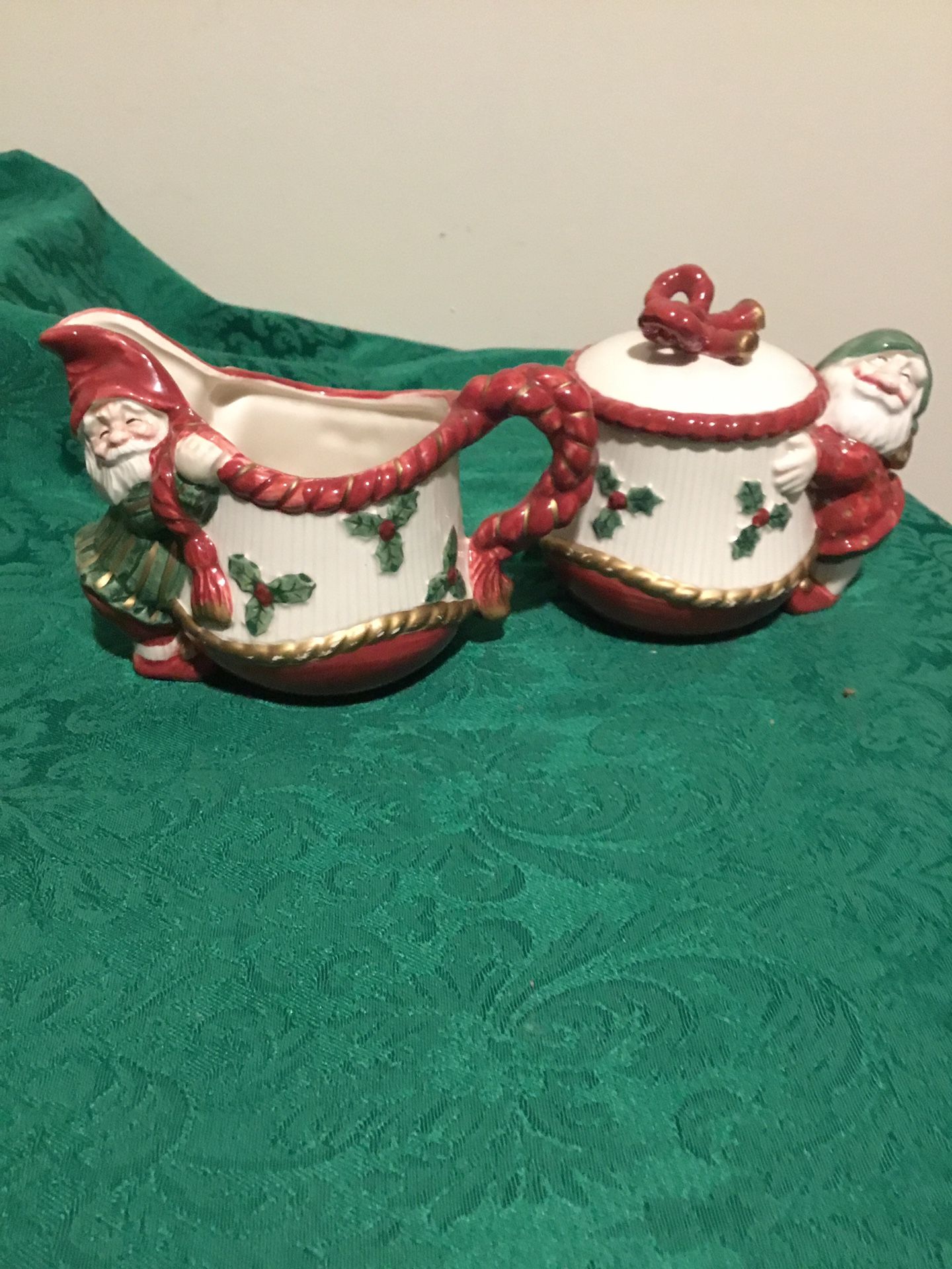 Fitz and Floyd old world Christmas elves creamer and sugar set 1989