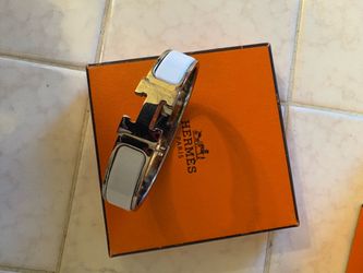 Hermès Clic H Bracelet White Enamel Gold Hardware