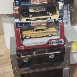 Five Five Very Collectible Models Different Sizes Pick Up Elsinore
