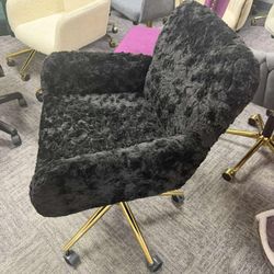 LKTART Faux Fur Home Office Desk Chair for Women Girl, Modern Accent Chair with Rolling Wheels, Upholstered Vanity Makeup Chairs Height Adjustable Arm
