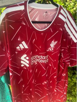 standard charlered shird  size 2XL