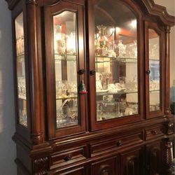 Red Wood China Cabinet With Hutch 